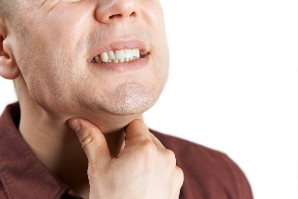 Úlceras na garganta: Sintomas, causas, prevenção e tratamentos