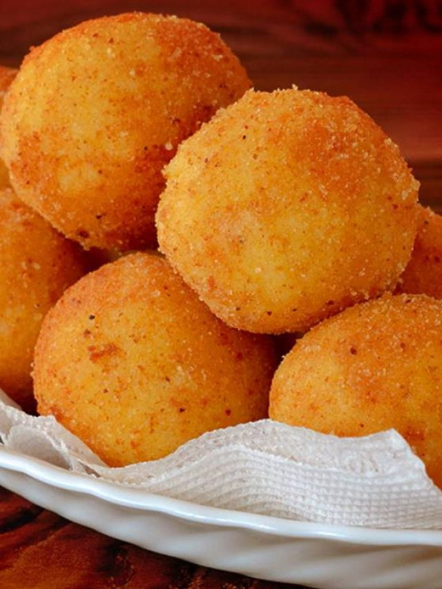 Receita de bolinhos de batata simples de fazer