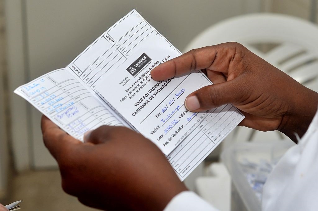 Bahia: Quem for a eventos sem passaporte de vacinação pode ir para delegacia