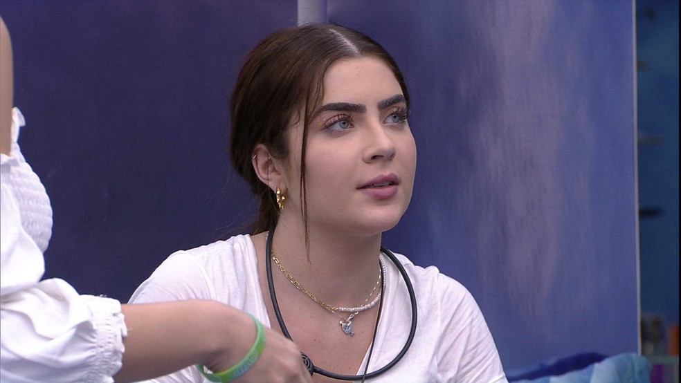 Medo de se comprometer? Jade Picon evita palpite em quem sai hoje do BBB22