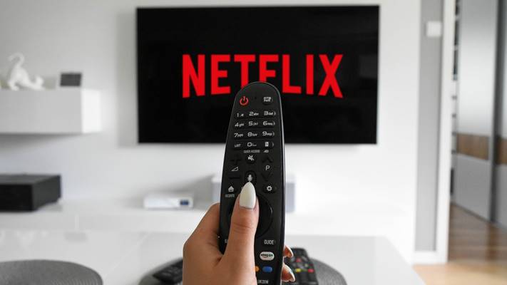 Como descobrir a senha da Netflix já conectada na TV?