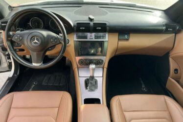 Esses carros que valem ouro já custaram uma fortuna — hoje cabem no seu bolso