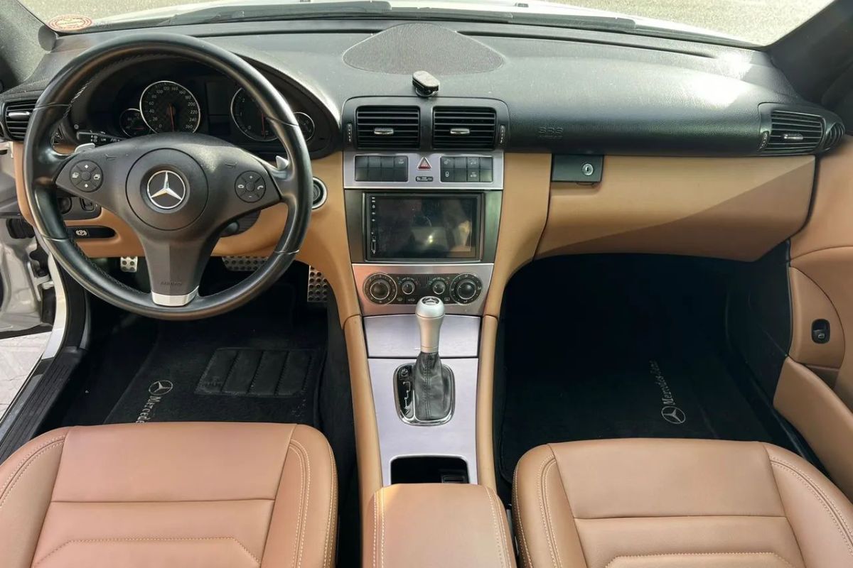 Esses carros que valem ouro já custaram uma fortuna — hoje cabem no seu bolso