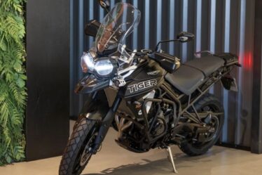 Nova Tiger 800 Sport 2025 até 234 kmh, consumo de 22 kml e preço de R$ 69.190