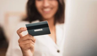 Cartão de crédito aprenda a usar sem fazer dívidas impagáveis