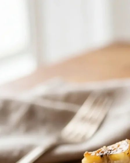 Torta de banana simples de liquidificador com massa super fofinha e segredo da vovó Torta de banana simples de liquidificador com massa super fofinha e segredo da vovó